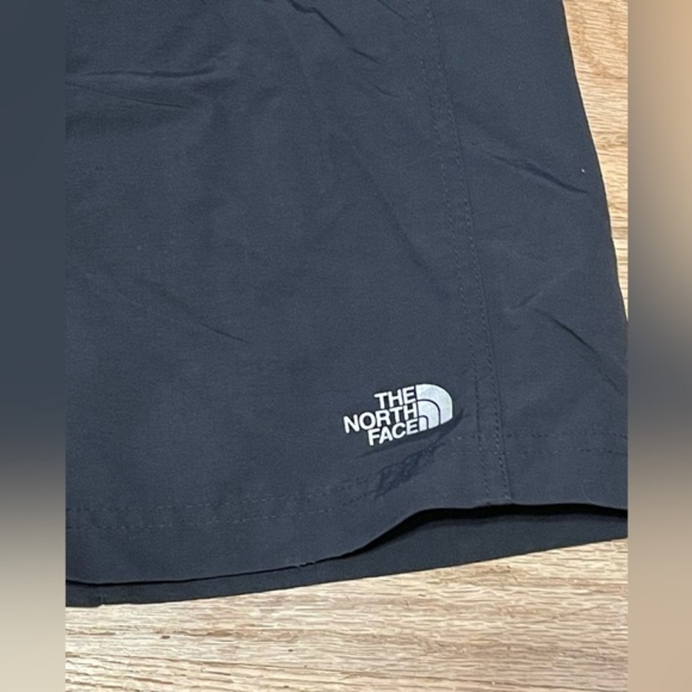 The North Face Men’s Hiking‎ Trail Shorts Black Cargo Adjustable Waist Small - Picture 2 of 10